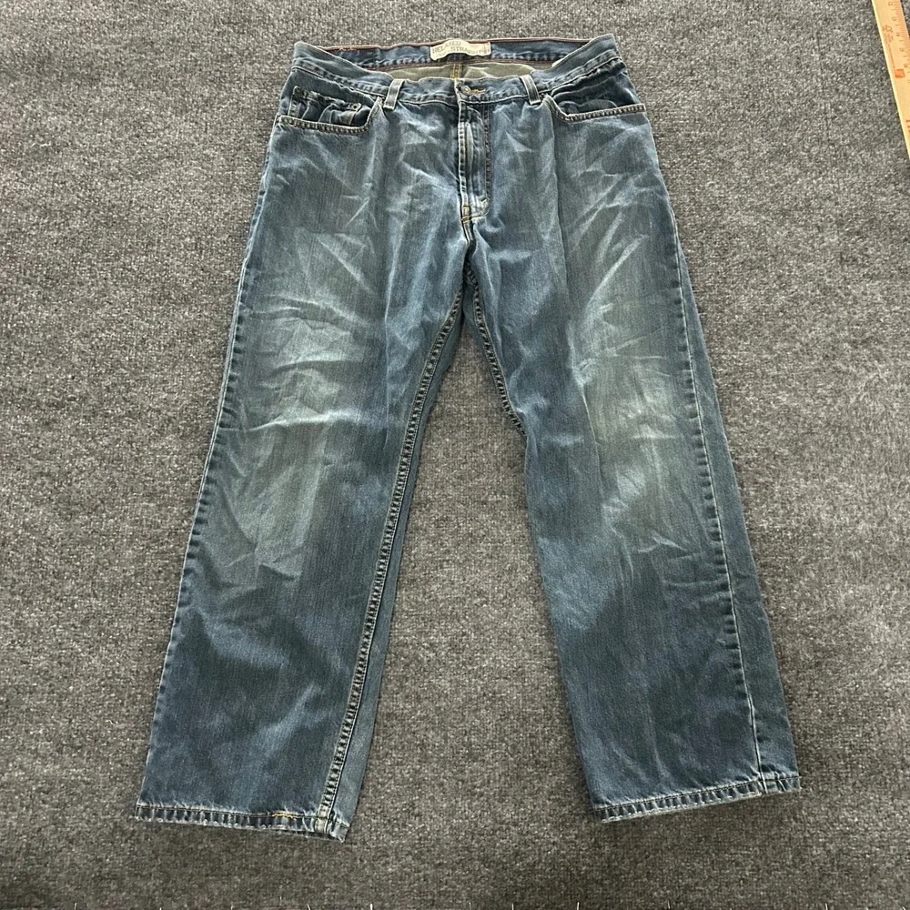 Levi's Jeans Mens Size 36x30 Blue 559 Relaxed Straight Leg Denim Medium Wash